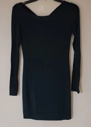 Tight fitting dress thumbnail 1
