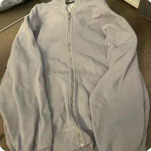 Brandy Melville thumbnail 1