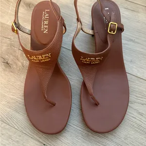 Lauren Ralph Lauren Tan Leather Sandals NWT 8.5 thumbnail 1