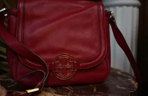 Tory Burch Leather Crossbody Bag thumbnail 9