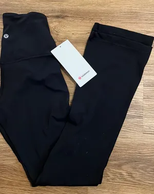 Lululemon Align Mini-Flare Pant*Xshort -NWT thumbnail 1