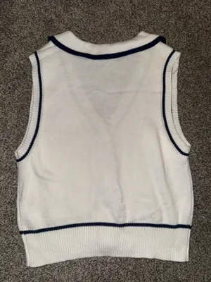 Vigoss White and Navy Contrast Trim Knit Button-Up Sweater Vest Size L thumbnail 3