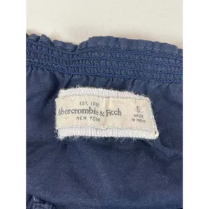 Abercrombie & Fitch Navy Off Shoulder Top Puff Sleeves Floral Embroidery S thumbnail 3