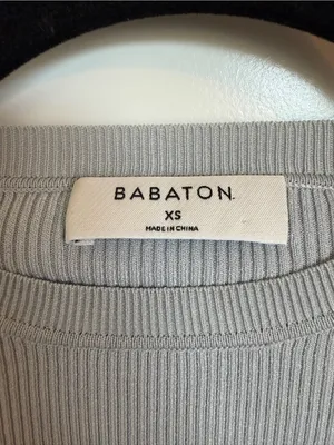 Aritzia Babaton Ribbed Short Sleeve Top XS thumbnail 2