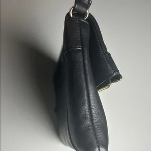 Kate Spade New York Fremont Place Julian Black Leather Crossbody Bag thumbnail 10