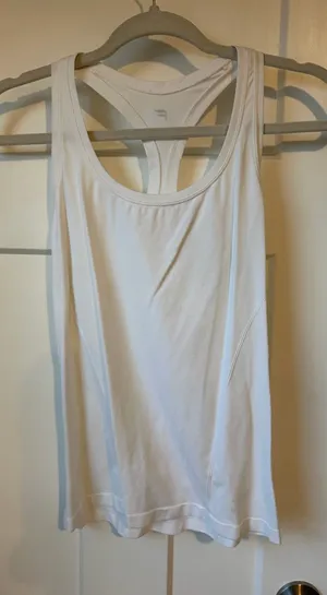 Fabletics Tank Top thumbnail 1