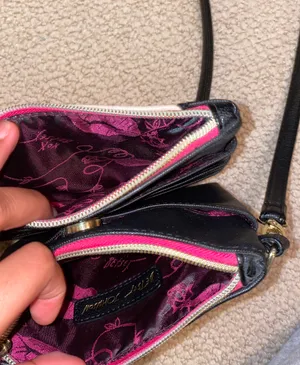 Betsey Johnson Black And White Shoulderbag thumbnail 4