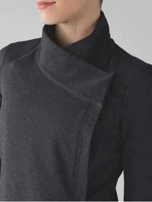 Lululemon Heathered Black Coast Wrap II thumbnail 4