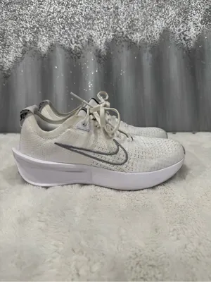 Nike Interact Run White Metallic Silver thumbnail 10
