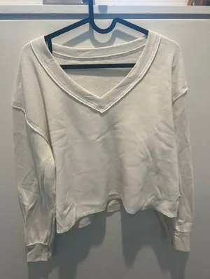 Hollister White Comfortable Sweater thumbnail 1