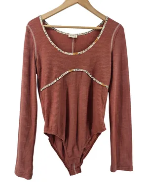 POL Bodysuit Women L YKP173 Rust Orange Floral Trim Ribbed Long Sleeve EXCELLENT thumbnail 1