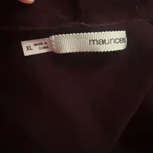 Maurices Sleeveless layering piece. Extra large black, excellent condition. thumbnail 5