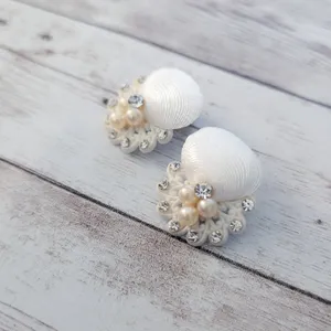 Vintage Clip On Earrings Shell with Faux Pearl & Clear Gems thumbnail 8
