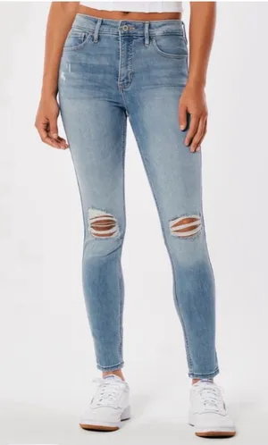 Hollister Light Wash Distressed Skinny Jeans thumbnail 1