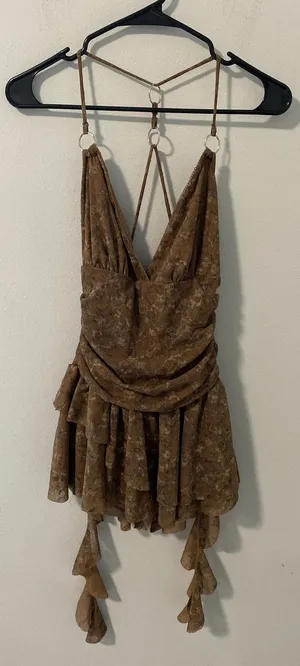 New Windsor Caught Up In Bloom Floral Mesh Ruffle Romper Brown Size Large thumbnail 1