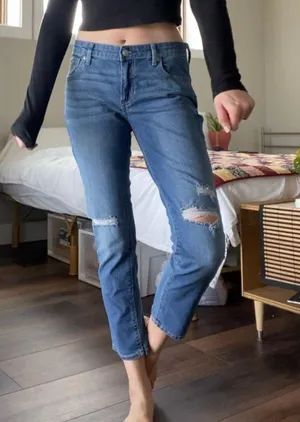 Girlfriend Jeans thumbnail 3