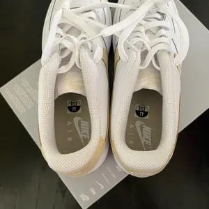 New NIKE Air Force 1 GS 'White Light Khaki' thumbnail 7