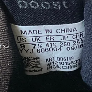 Adidas Ultra Boost Black Low Top Lace Up Athletic Running Sneakers Shoes Size 9 thumbnail 5
