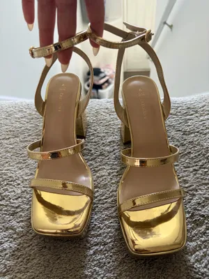 Gold Heels Amazon thumbnail 1