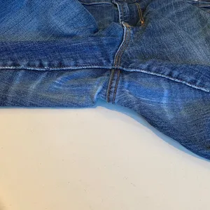 Old Navy Curvy Mid-Rise Women's Size 10 Boot Cut Jeans in Dark Blue thumbnail 4