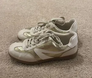 DV by Dolce Vita Gold and White Sneakers Low-Top thumbnail 1