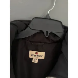 Woolrich Womens Black Diamond Quilted Down Puffer Vest Full Zip XL Outdoor Fall thumbnail 5