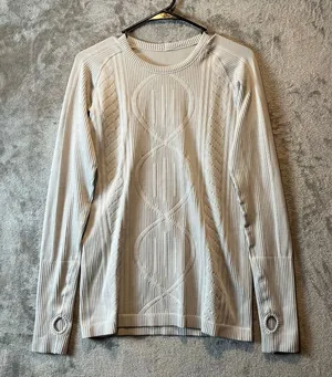Lululemon Rest Less Pullover Heathered Silver Gray Long Sleeve Size 6‎ thumbnail 1