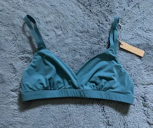 SKIMS NWT xs kyanite fits everybody crossover bralette thumbnail 1
