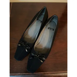 Stuart Weitzman‎ Pump Women 8.5 Black Kitten Bow Square Toe Professional Evening thumbnail 3