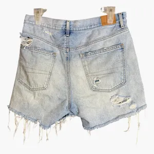American Eagle Womens Size 6 90s Boyfriend Shorts Blue Denim Distressed Cut Off thumbnail 3
