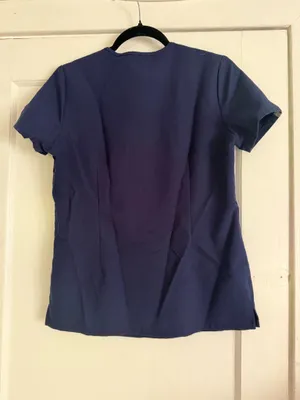 FIGS Scrub Top thumbnail 2
