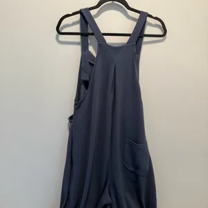 Halara Navy Wide Leg Overalls Jumpsuit Adjustable Straps Pockets Lagenlook sz M thumbnail 4