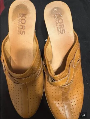 Michael Kors shoe thumbnail 1