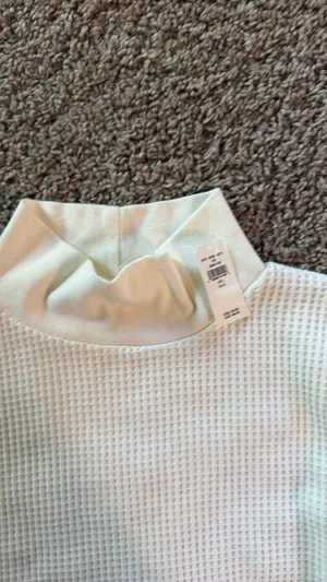 Aerie Top thumbnail 2