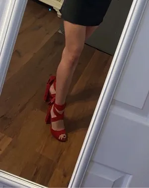 Lulus Red Heels thumbnail 4