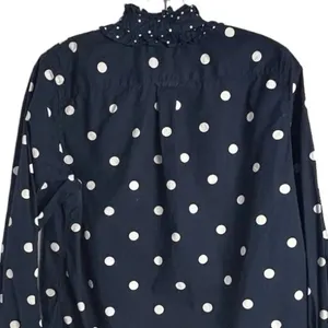 J. Crew Women's Size 6 Blue Polka Dot Ruffle‎ Neck Button-Up Shirt thumbnail 3