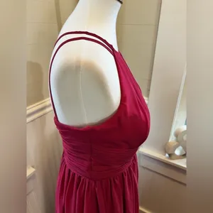 JJ's House Berry Chiffon Pleated A-Line Floor-Length Bridesmaid Dress S/M thumbnail 10