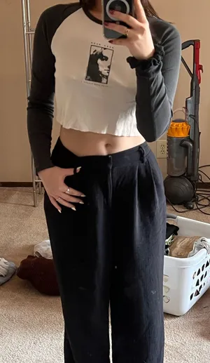 Brandy Melville Long Sleeve Top John Galt thumbnail 1