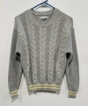 American Eagle outfitters Classic Gray Cable Knit Crewneck Sweater Size small thumbnail 1