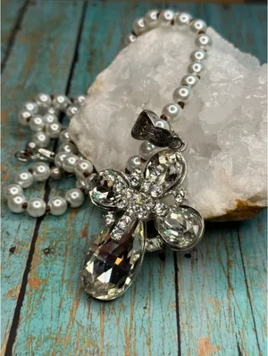Crystal cross necklace on fashion pearl chain thumbnail 5