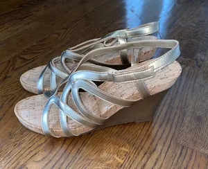 Heeled Sandals thumbnail 1
