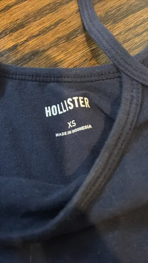 Hollister Navy Tank Top thumbnail 2