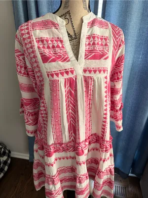 THML Pink & White Embroidered Tiered V-Neck Dress size-S thumbnail 10