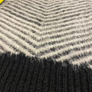 100% Acrylic Sweater. Womens. Small. Black & White Chevron. Fluffy Soft Texture. thumbnail 9