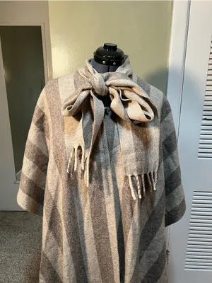 Vintage Women's Shawl Poncho Tan Brown Stripes Fringe Wool Blanket Tie Neck Boho thumbnail 2