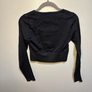 Offline by Aerie Black Ribbed Crop Medium Fitted Long Sleeve Contemporary Boho thumbnail 14