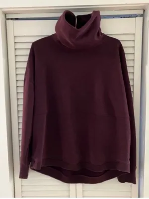 Athleta Cozy Karma Funnel Neck Sweatshirt in Plum Purple Size XS thumbnail 2