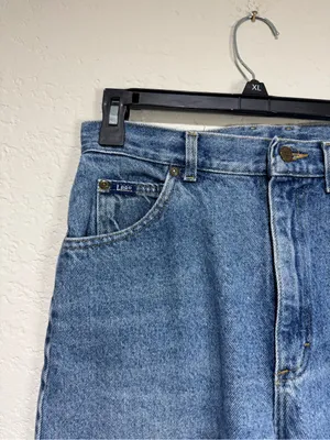 Vintage Lee High-Waisted Tapered Jeans thumbnail 2