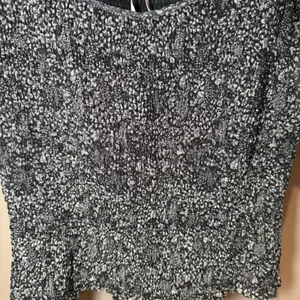 Anthropologie Aurelia Smocked Shirt Puff Short Sleeve Black White Size Large‎ thumbnail 3