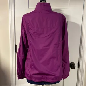LLBean Women’s Full Zip Rain Jacket/Windbreaker Sz XS thumbnail 2
